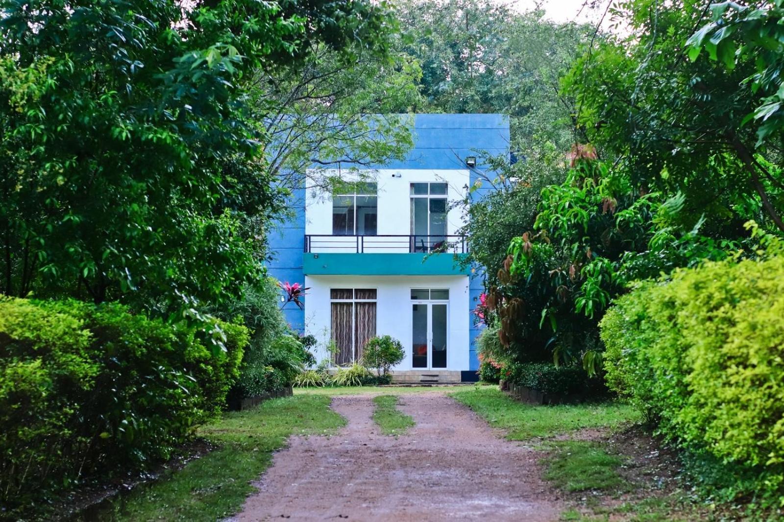 אנוראדפורה Peacock Resort מראה חיצוני תמונה